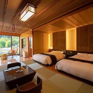 Hanayashiki Ukifune-en Ryokan