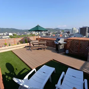Imperial Palace U.e.s Guest house